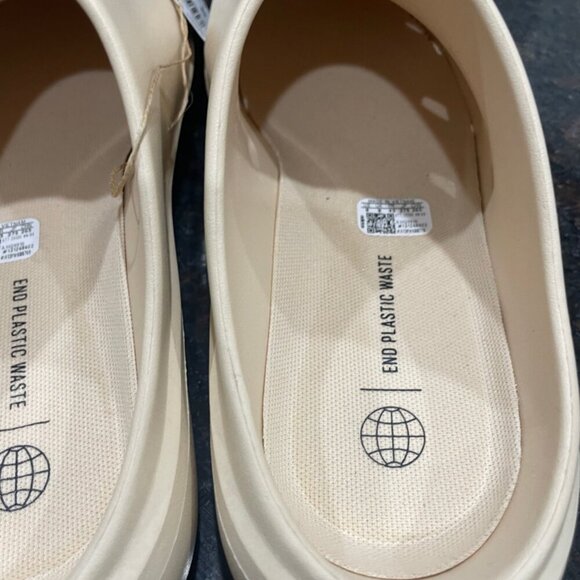 ADIDAS ADICANE CLOGS SLIDES CONFORT TAN COLOR  AESTHETIC SZ 9 MEN WOMAN Sz 10 - Picture 8 of 16